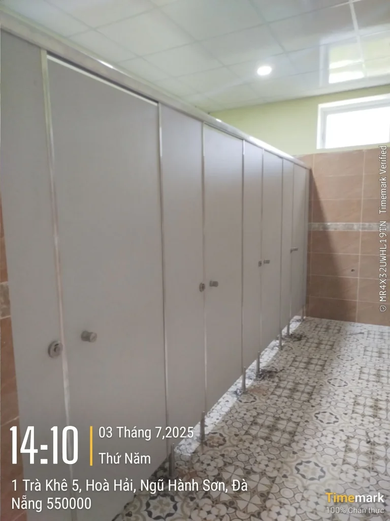 Vách Ngăn Compact Đà Nẵng